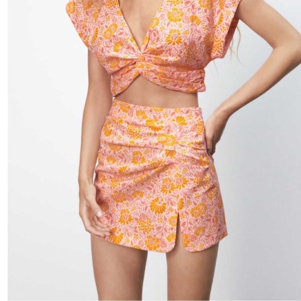 NWT ZARA” Floral‎ Linen Blend Mini Skirt. Xl